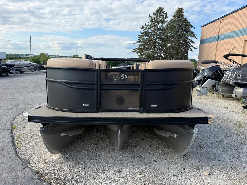 Slide: The Image of Barletta Cabrio 22 M 2026 - 16