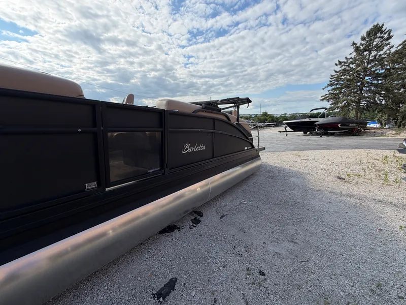 Slide: The Image of Barletta Cabrio 22 M 2026 - 13