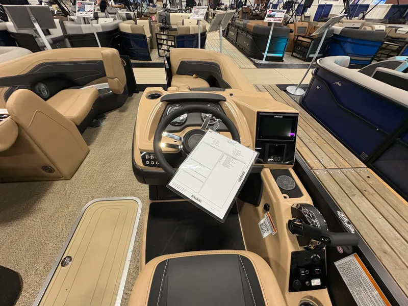 Slide: The Image of Barletta Cabrio 22 M 2026 - 6