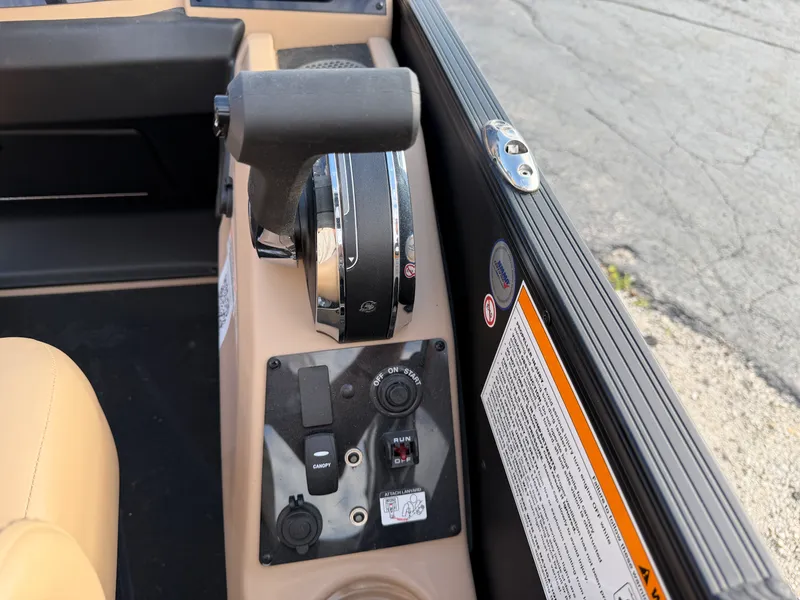Slide: The Image of Barletta Cabrio 22 M 2026 - 41
