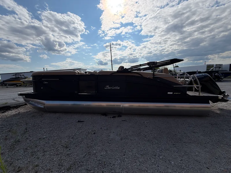 Slide: The Image of Barletta Cabrio 22 M 2026 - 10
