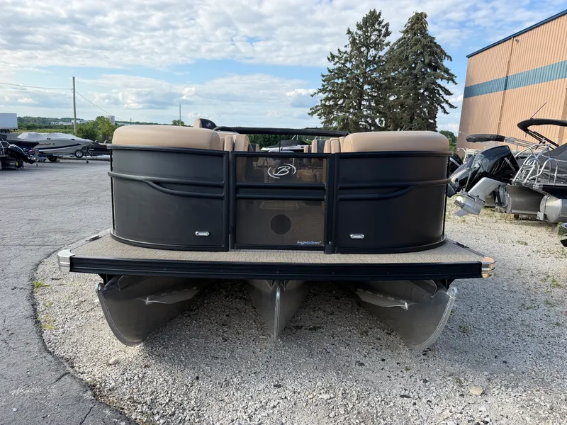 Slide: The Image of Barletta Cabrio 22 M 2026 - 15