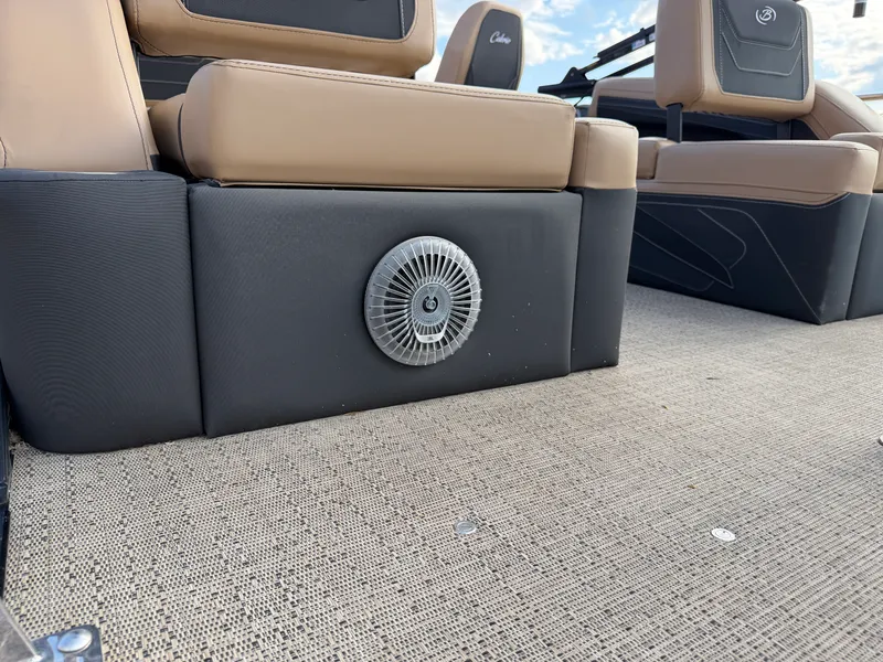 Slide: The Image of Barletta Cabrio 22 M 2026 - 53