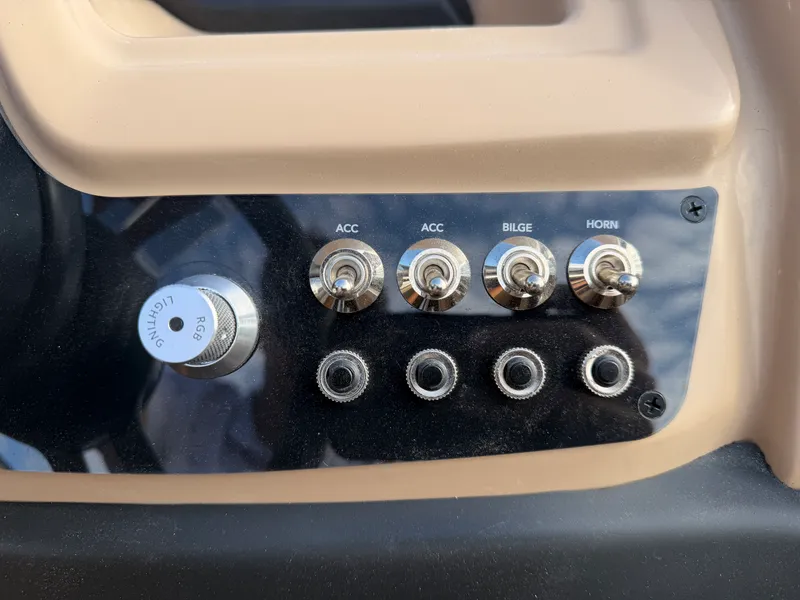 Slide: The Image of Barletta Cabrio 22 M 2026 - 39