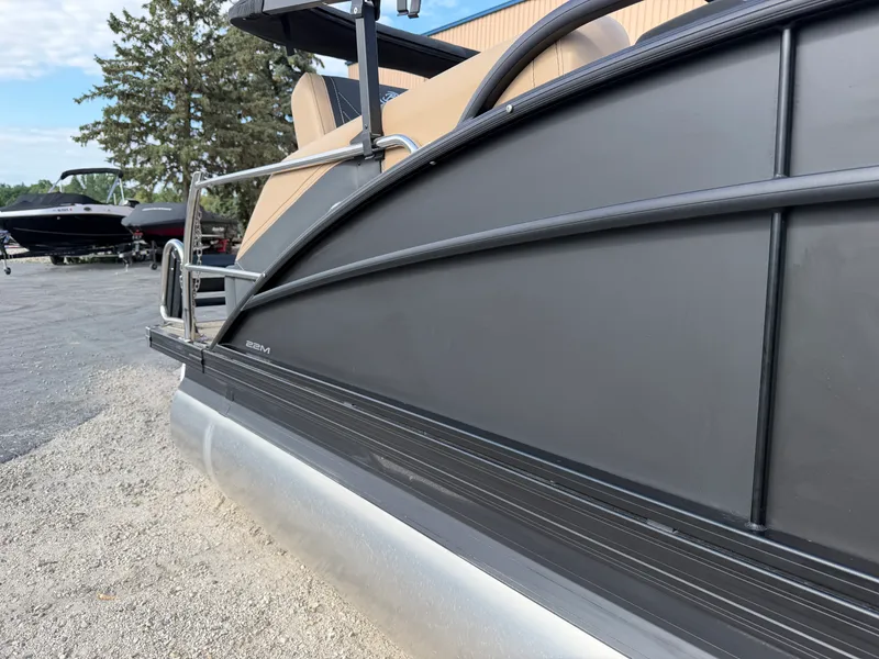 Slide: The Image of Barletta Cabrio 22 M 2026 - 4