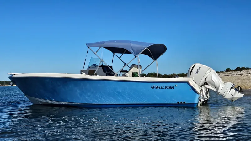 Slide: The Image of Sailfish 32 CC 2022 - 10