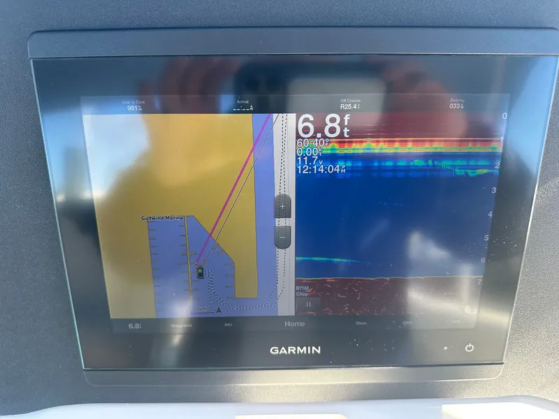 Slide: The Image of Sailfish 32 CC 2022 - 21