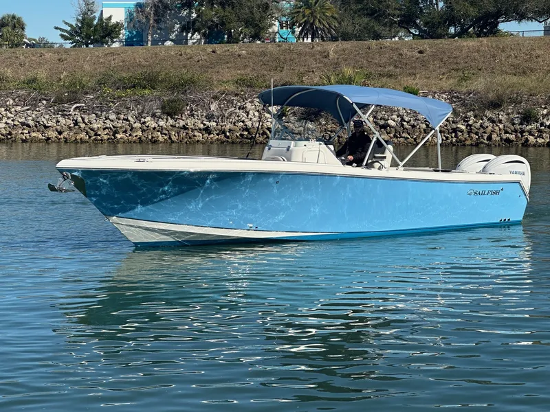 Slide: The Image of Sailfish 32 CC 2022 - 6