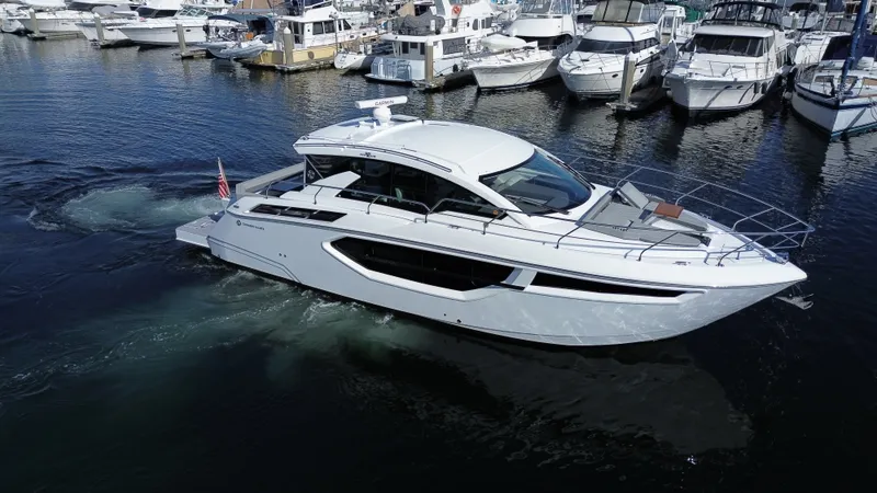 The Image of Cruisers Yachts 42 CANTIUS 2022 - 0