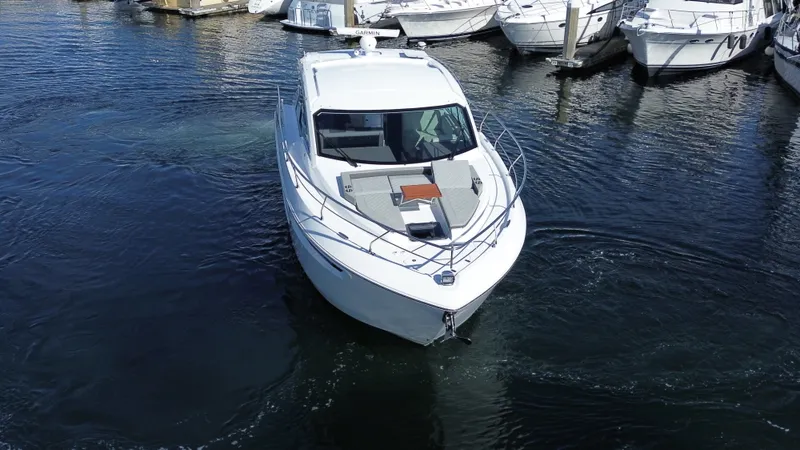 Slide: The Image of Cruisers Yachts 42 CANTIUS 2022 - 2