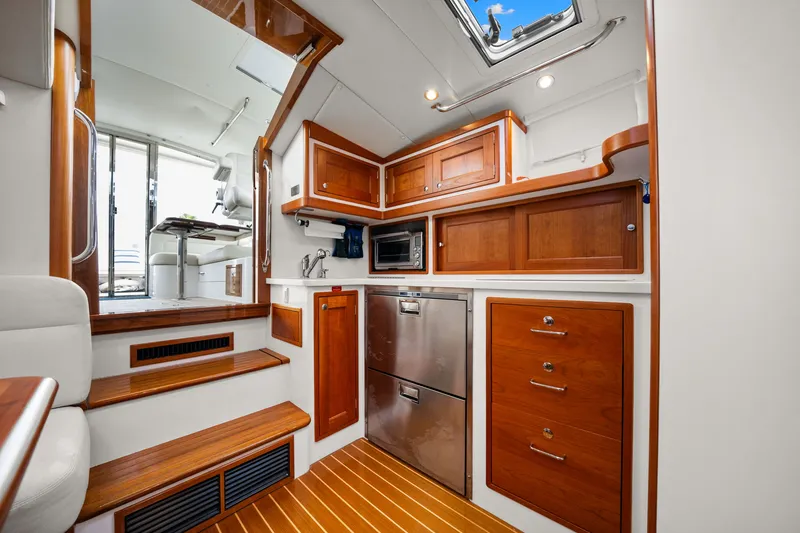 Slide: The Image of MJM 43ZI 2021 - 36