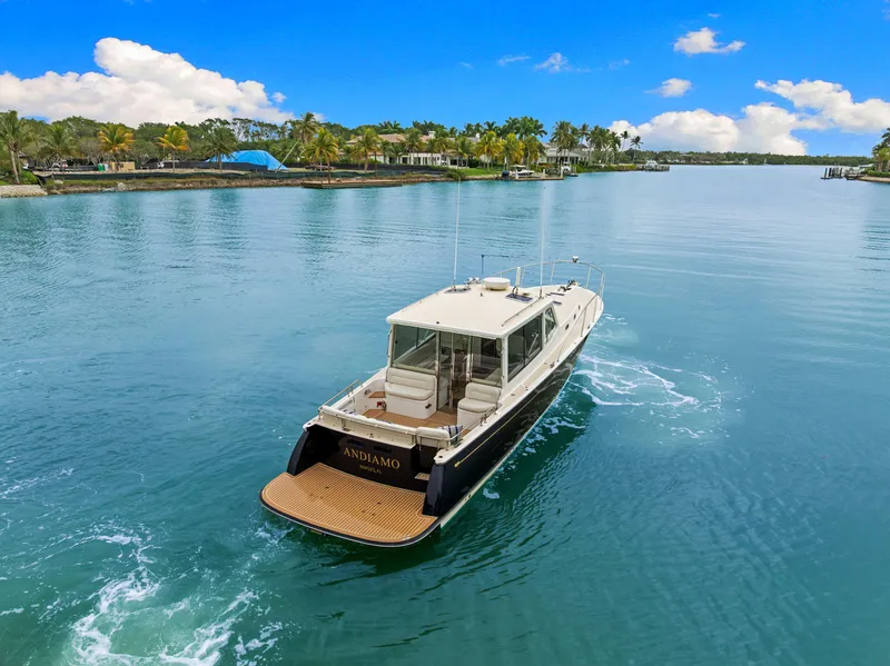 Slide: The Image of MJM 43ZI 2021 - 6