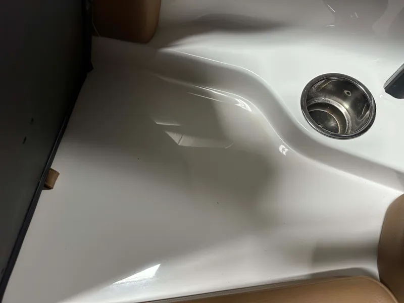 Slide: The Image of Malibu 23LSV 2021 - 62