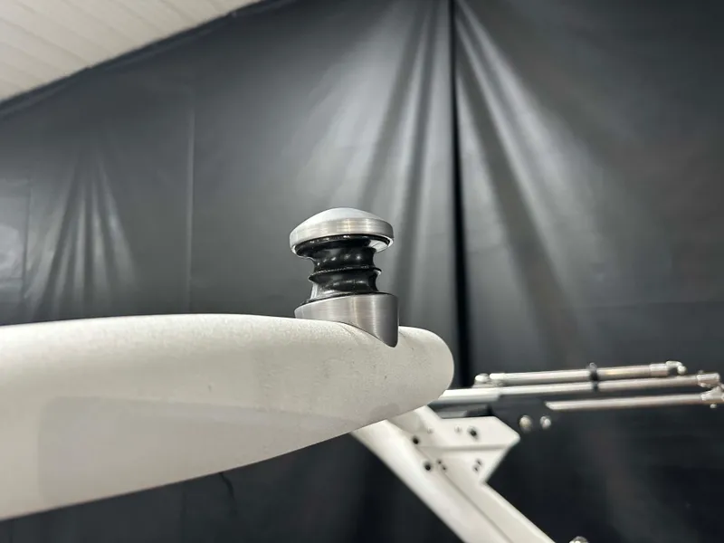 Slide: The Image of Malibu 23LSV 2021 - 68