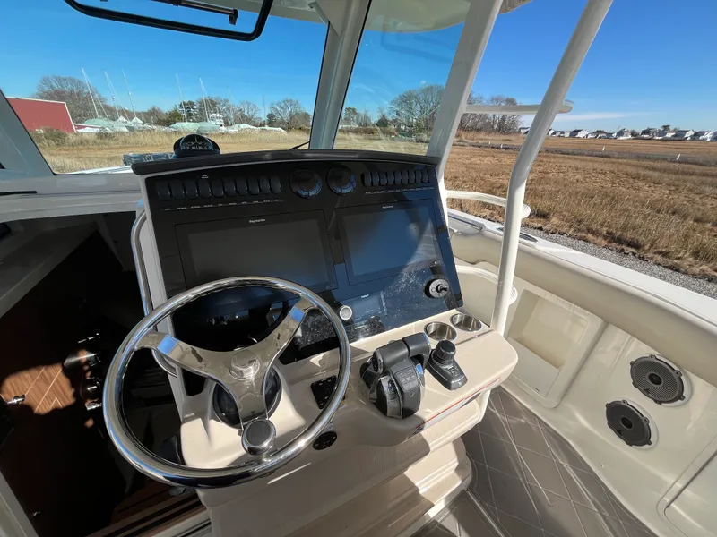 Slide: The Image of Boston Whaler 380 Outrage 2021 - 30