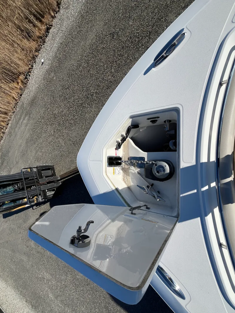 Slide: The Image of Boston Whaler 380 Outrage 2021 - 41