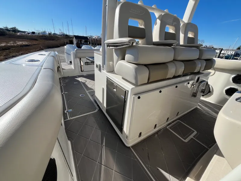 Slide: The Image of Boston Whaler 380 Outrage 2021 - 43