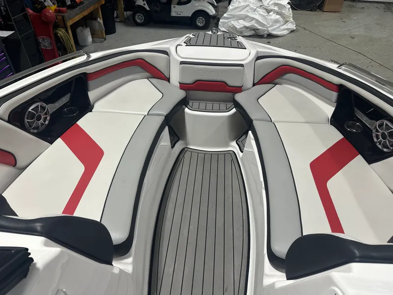 Slide: The Image of Yamaha 242X 2018 - 13