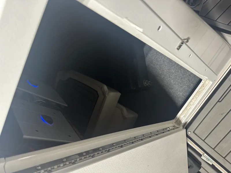 Slide: The Image of Yamaha 242X 2018 - 19