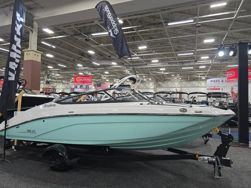 Slide: The Image of Yamaha SX195 2026 - 1