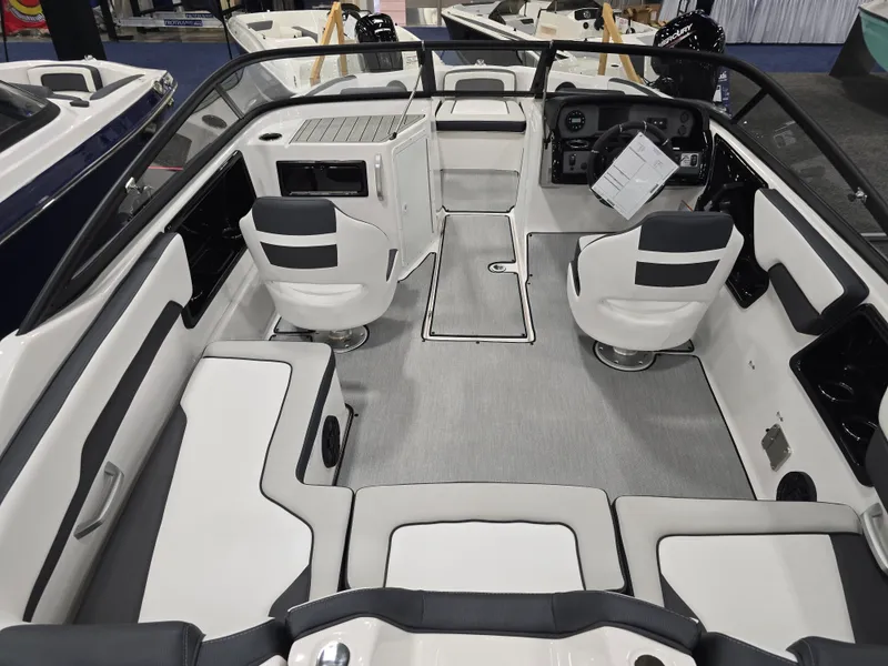 Slide: The Image of Yamaha SX195 2026 - 4