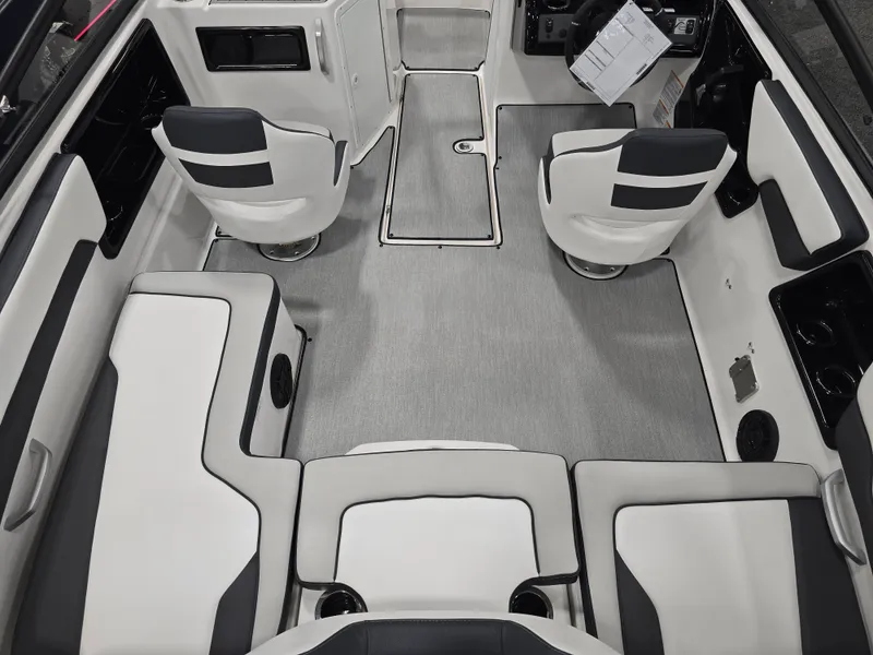 Slide: The Image of Yamaha SX195 2026 - 6