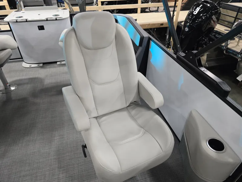 Slide: The Image of Starcraft VX 24 FD 2026 - 11