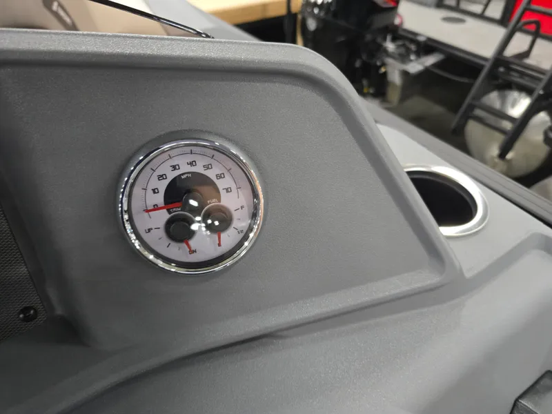 Slide: The Image of Starcraft VX 24 FD 2026 - 15