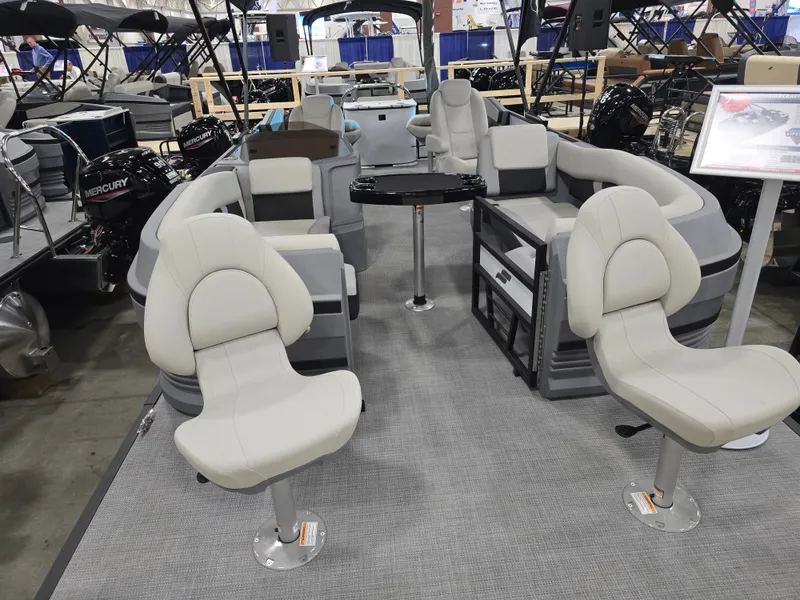 Slide: The Image of Starcraft VX 24 FD 2026 - 2