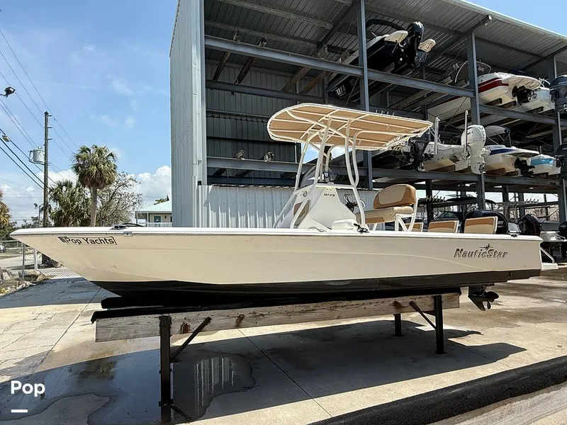 Slide: The Image of NauticStar 227 XTS 2023 - 15282590
