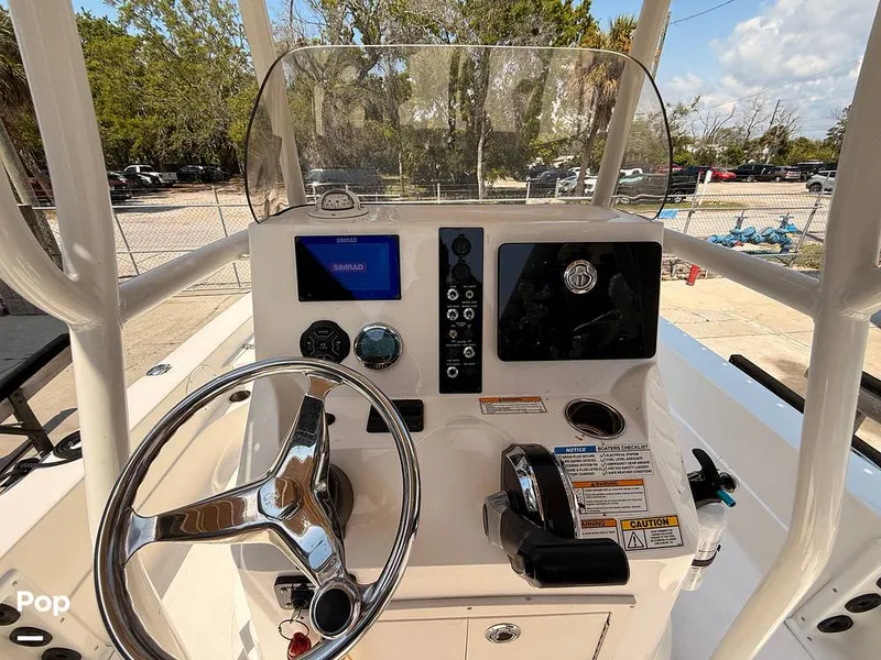 Slide: The Image of NauticStar 227 XTS 2023 - 15282653