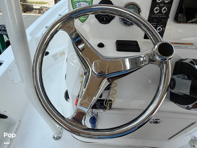 Slide: The Image of NauticStar 215 XTS 2023 - 15283461