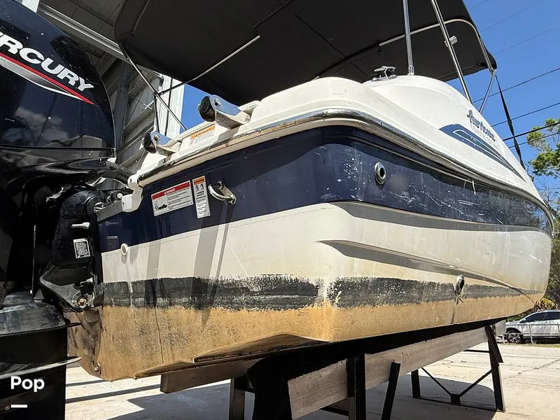 Slide: The Image of Hurricane SS 192 RL 2022 - 15304140