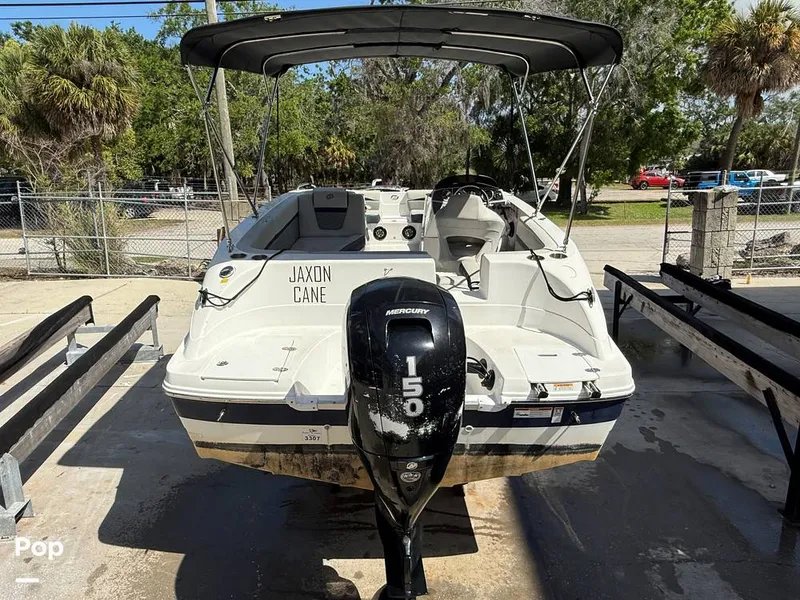 Slide: The Image of Hurricane SS 192 RL 2022 - 15304031