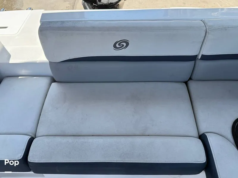 Slide: The Image of Hurricane SS 192 RL 2022 - 15304074