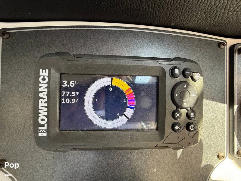 Slide: The Image of Hurricane SS 192 RL 2022 - 15304091