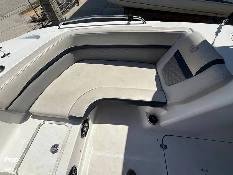 Slide: The Image of Hurricane SS 192 RL 2022 - 15304104