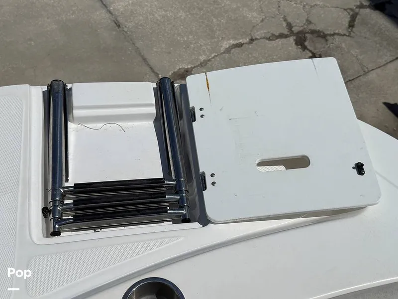 Slide: The Image of Hurricane SS 192 RL 2022 - 15304111