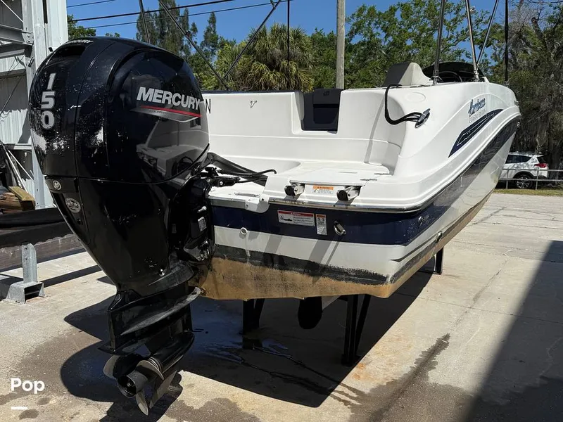 Slide: The Image of Hurricane SS 192 RL 2022 - 15304122