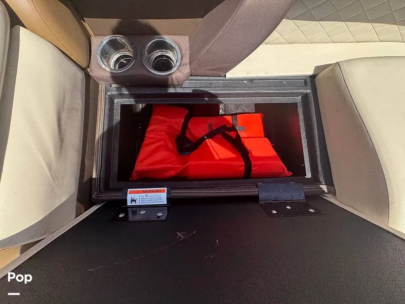 Slide: The Image of Lowe SS 230W 2024 - 15306495