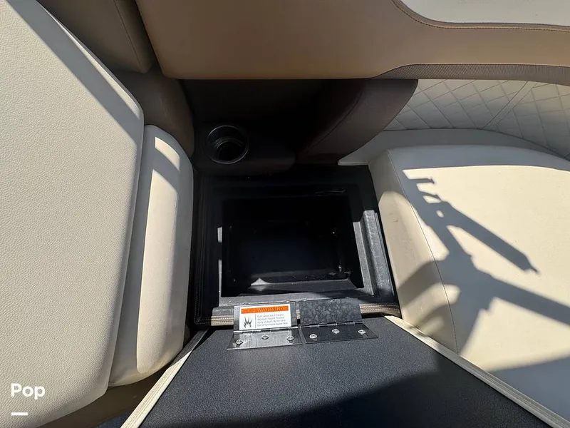 Slide: The Image of Lowe SS 230W 2024 - 15306498