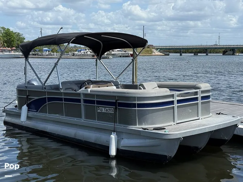 Slide: The Image of 2023 Bennington 22 SSR - 15322751