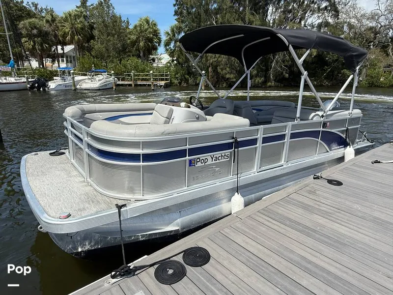 Slide: The Image of Bennington S22 2023 - 15322762