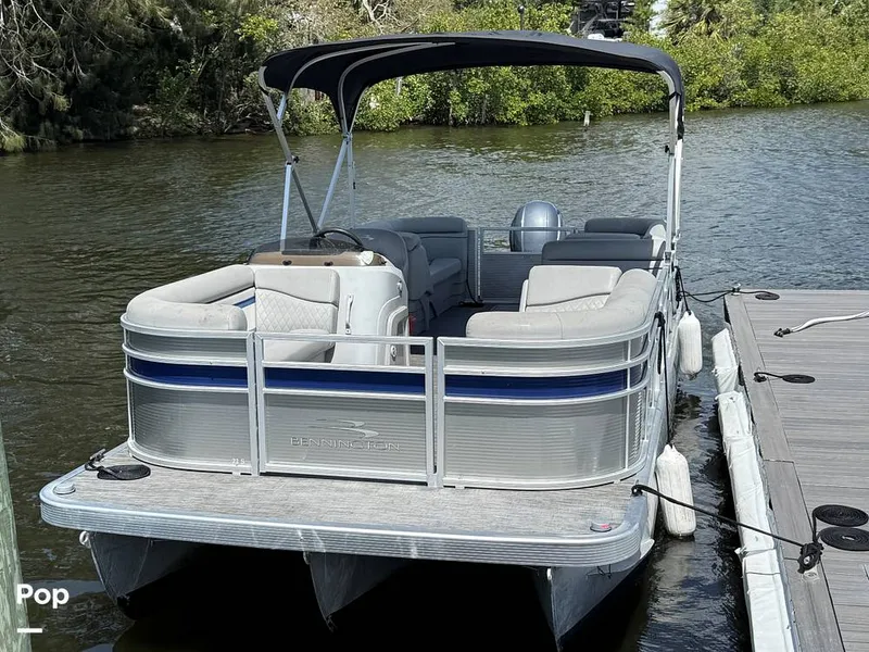 Slide: The Image of Bennington S22 2023 - 15322768