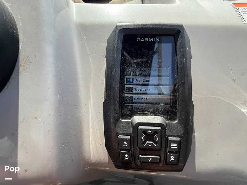 Slide: The Image of Garmin Display - 15322759