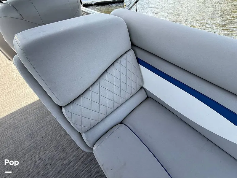 Slide: The Image of Bennington S22 2023 - 15322789