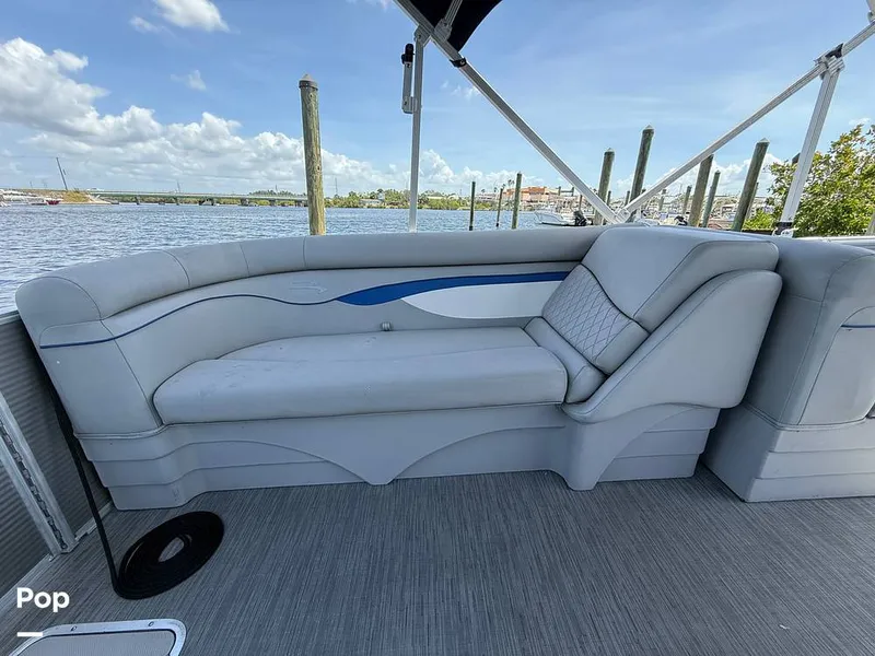 Slide: The Image of Bennington S22 2023 - 15322791