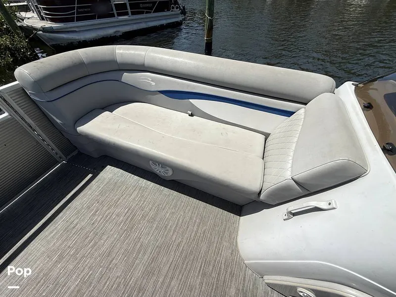 Slide: The Image of Bennington S22 2023 - 15322820