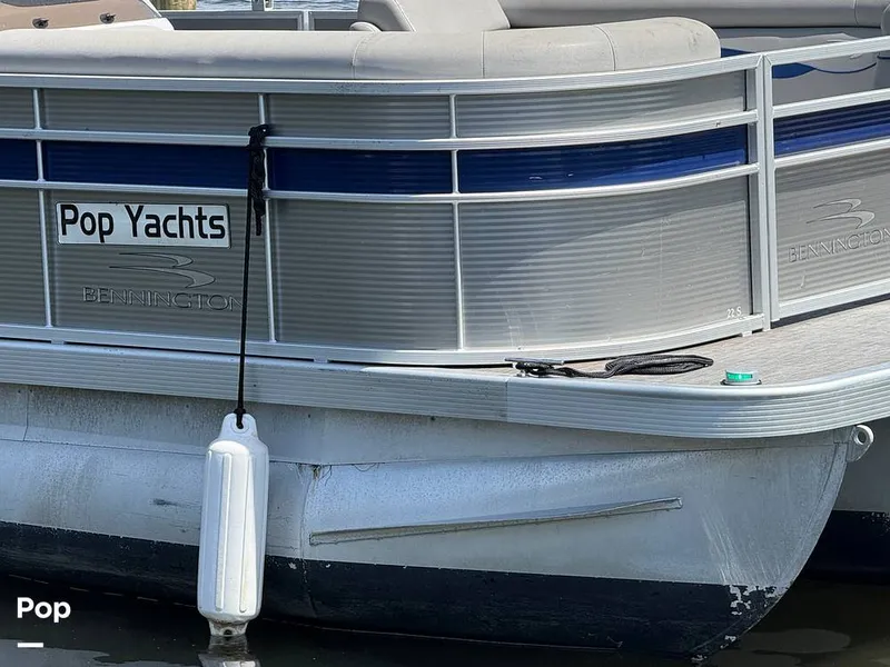 Slide: The Image of Bennington S22 2023 - 15322830