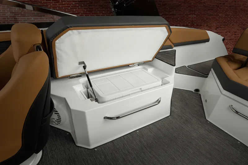 Slide: The Image of Cobalt R6 2026 - 22